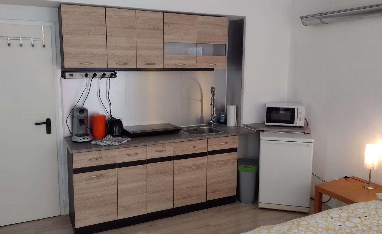 Kleines Gemuetliches Apartment In Zentraler Lage Prien am Chiemsee Ngoại thất bức ảnh